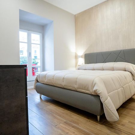Blue Dream Suites Салерно Экстерьер фото