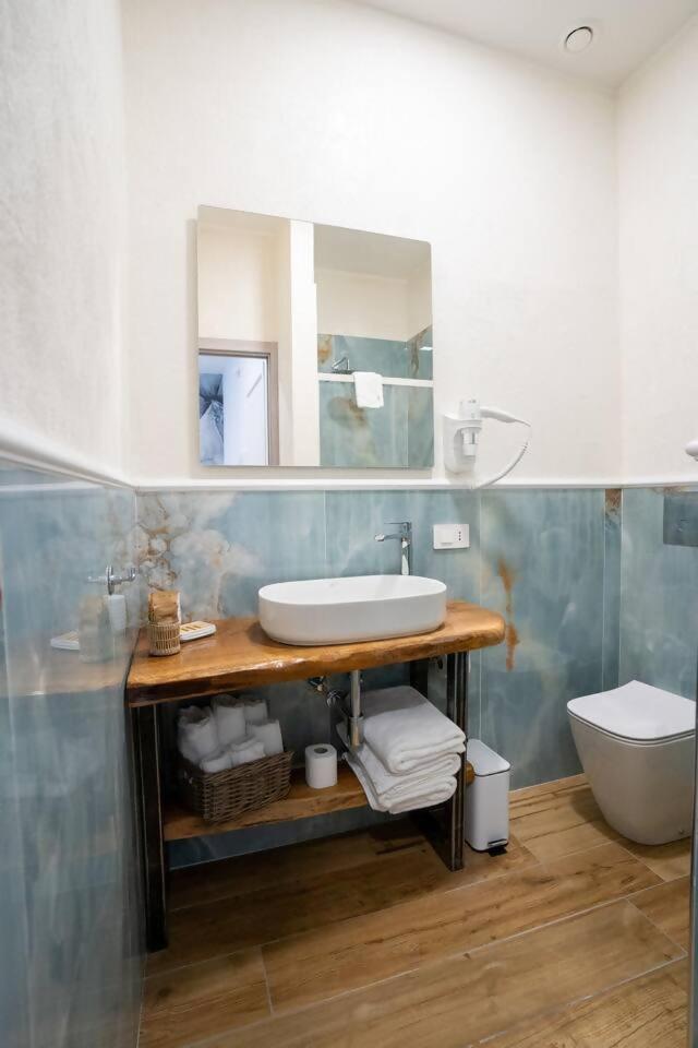 Blue Dream Suites Салерно Экстерьер фото