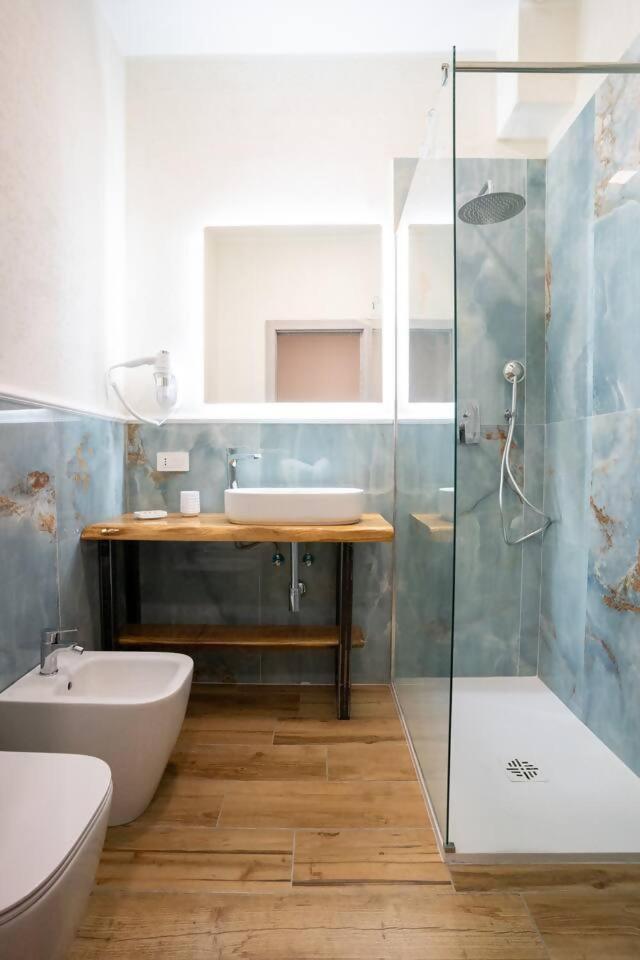 Blue Dream Suites Салерно Экстерьер фото